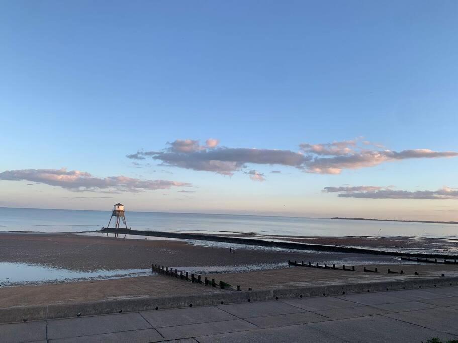 Gordon Villa - A Seaside Escape ハリッジ エクステリア 写真